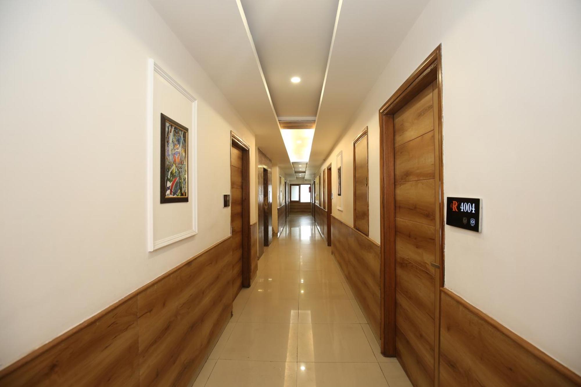 Hotel Rv Regency Амритсар Экстерьер фото