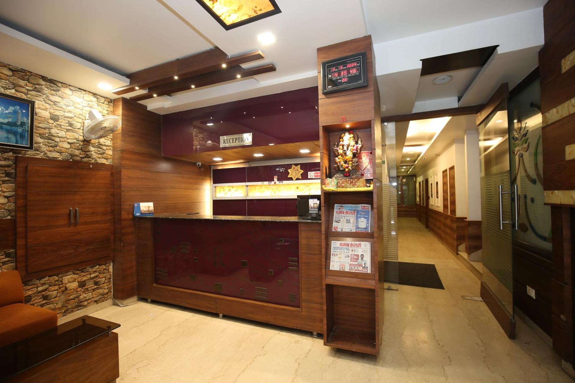 Hotel Rv Regency Амритсар Экстерьер фото