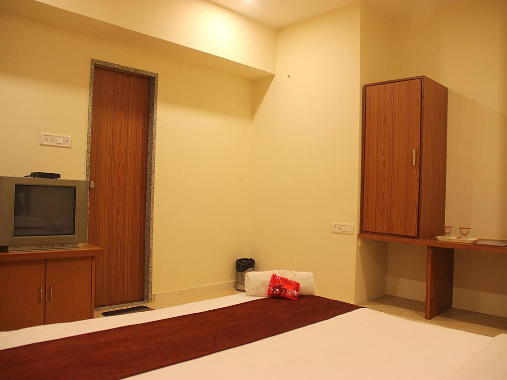 Hotel Rv Regency Амритсар Экстерьер фото
